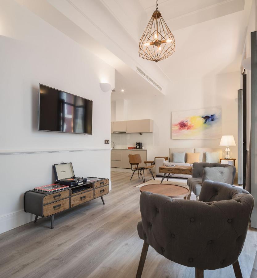 ปวยร์ตา กาเตดราล ฮอลิเดย์ สวีท Apartment เซบีญา ภายนอก รูปภาพ