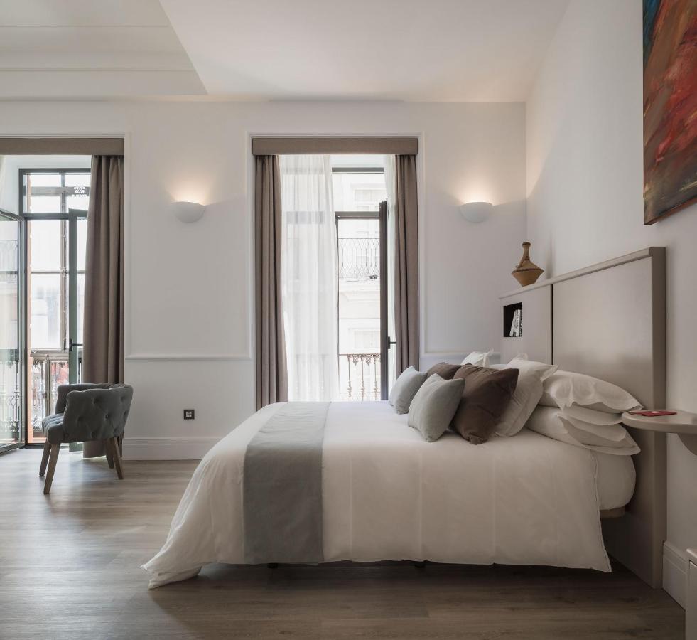 ปวยร์ตา กาเตดราล ฮอลิเดย์ สวีท Apartment เซบีญา ภายนอก รูปภาพ