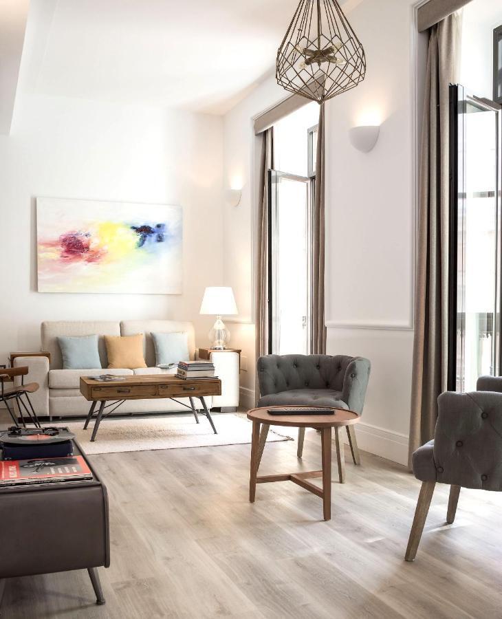 ปวยร์ตา กาเตดราล ฮอลิเดย์ สวีท Apartment เซบีญา ภายนอก รูปภาพ