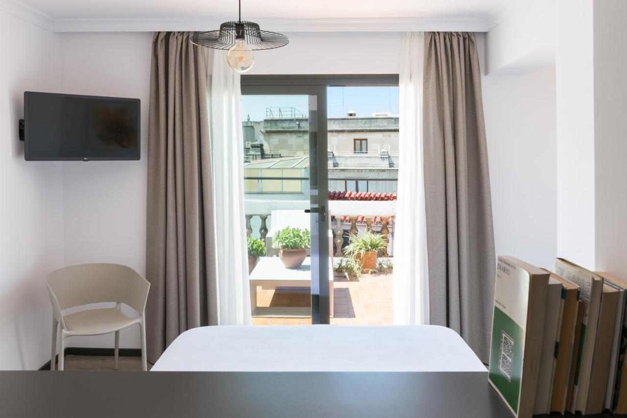 ปวยร์ตา กาเตดราล ฮอลิเดย์ สวีท Apartment เซบีญา ภายนอก รูปภาพ
